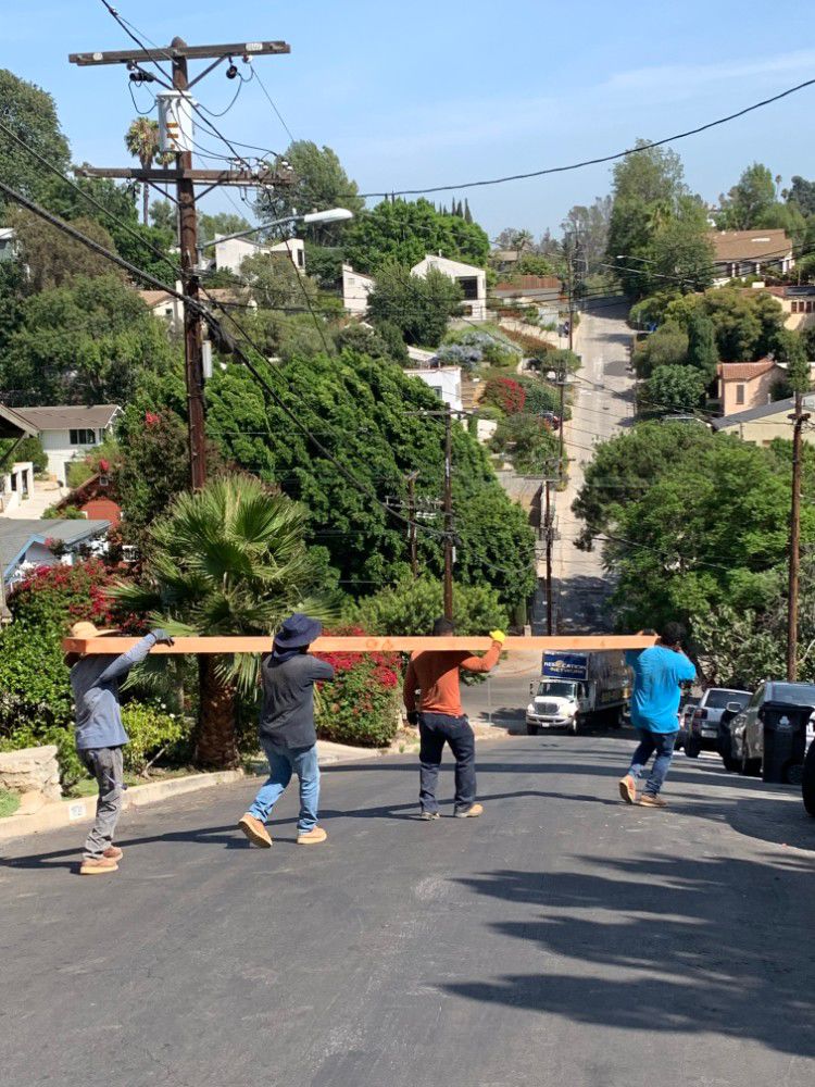 Construction workers on Cerro Gordo 3.jpg